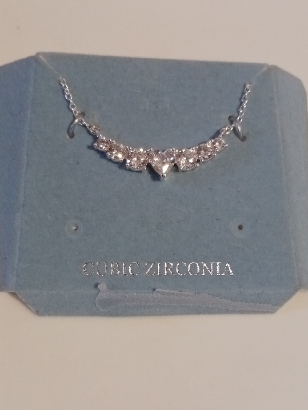 Elegant! Silver-Tone Cubic Zirconia Necklace - Sparkling Clear Stones ⚜️